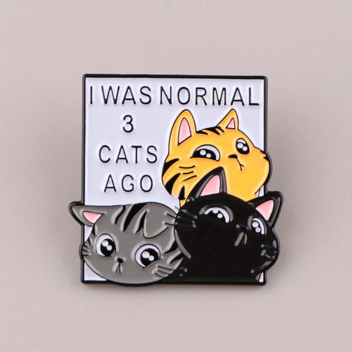 Cartoon Cat Brooch Pin for Fashionable Accessories