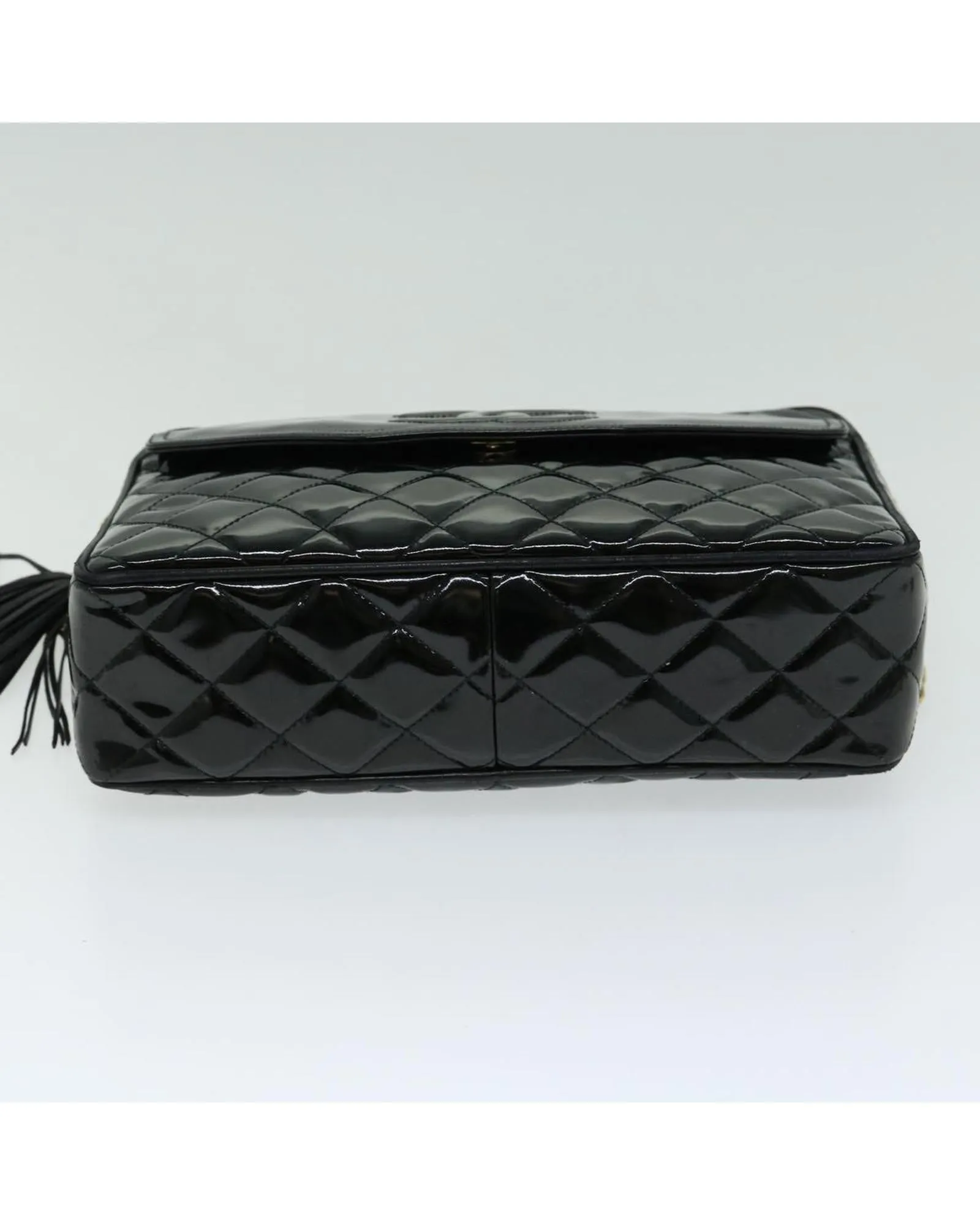 Chain Shoulder Bag with Matelasse Design and Patent Leather Finish