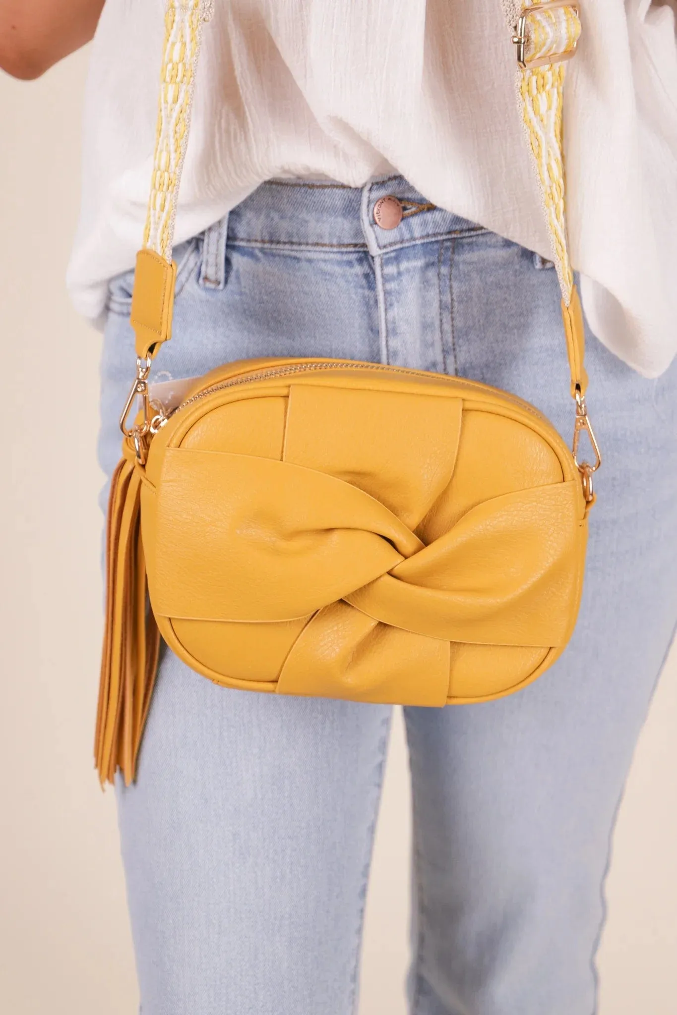 LD151 Nataly Front Knot Camera Crossbody Bag