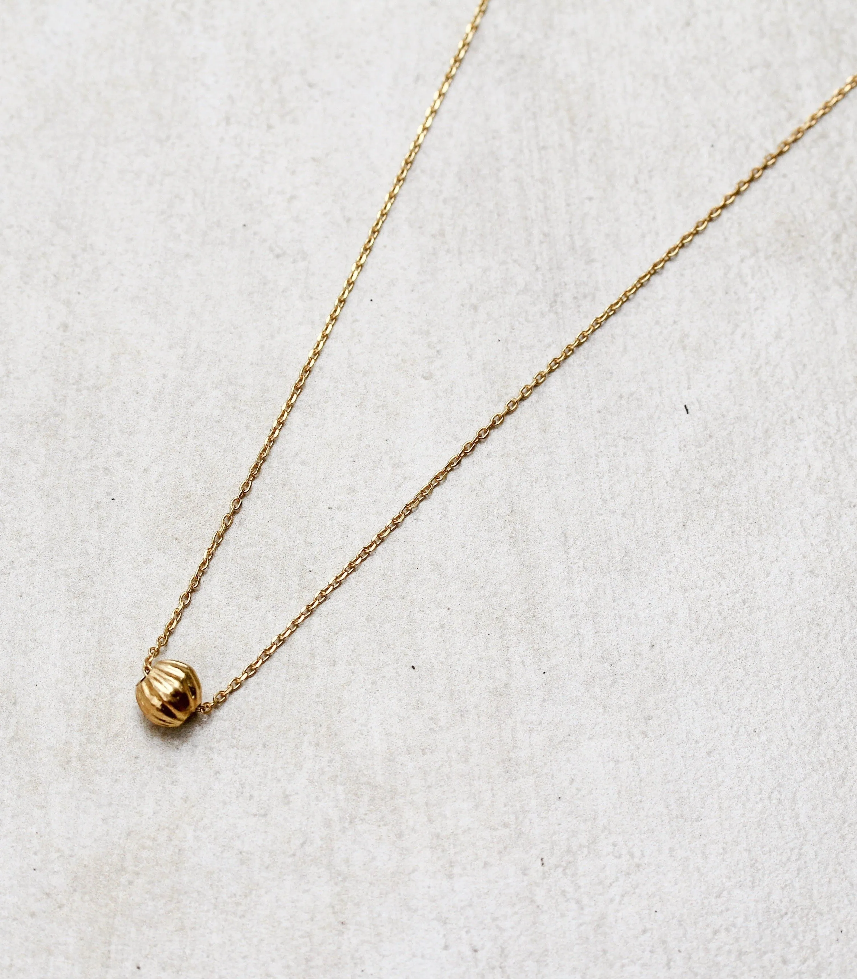 The Daligan Minimalist Chain Pendant Necklace